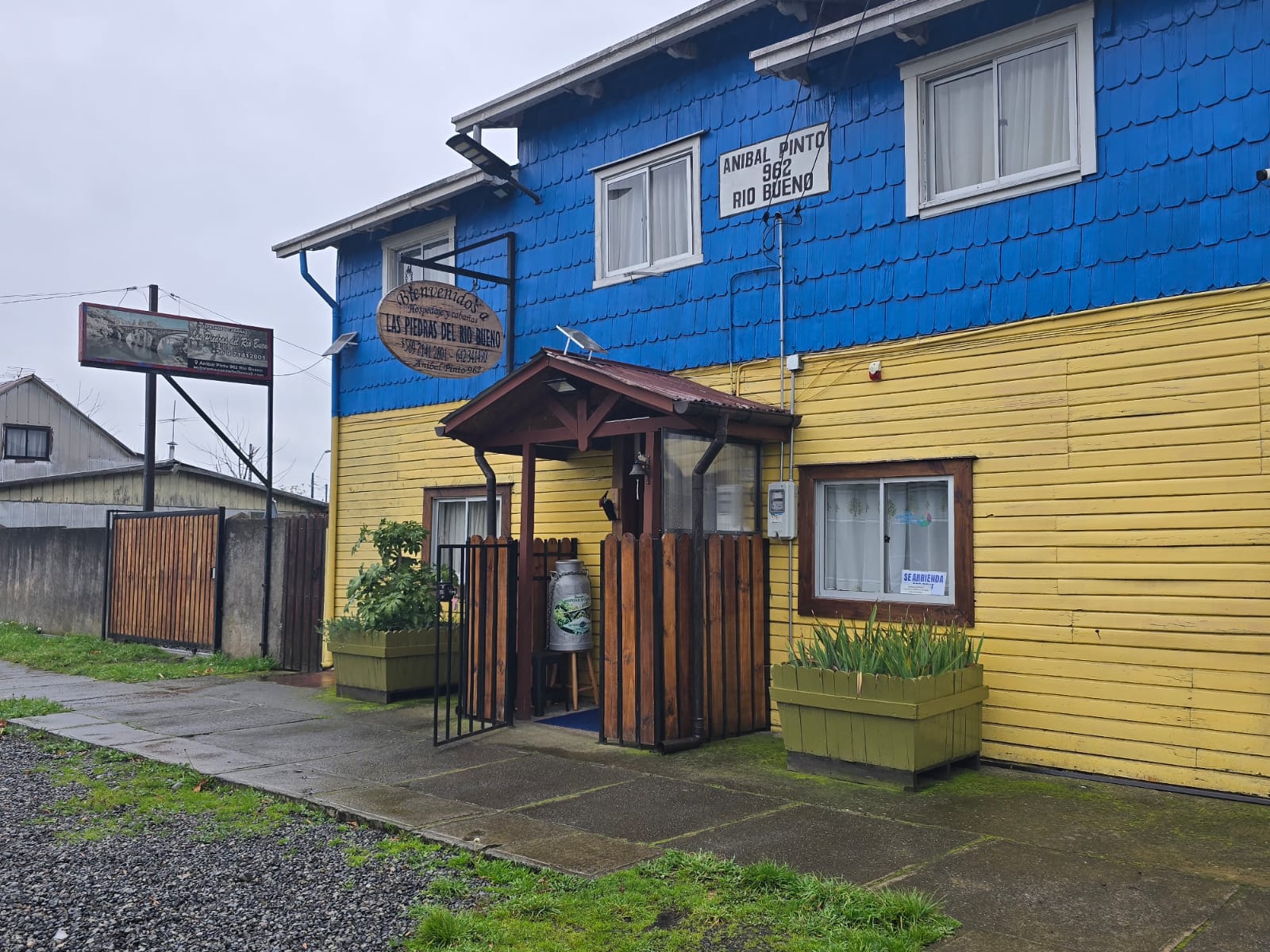 Fachada de Las Piedras del Río Bueno